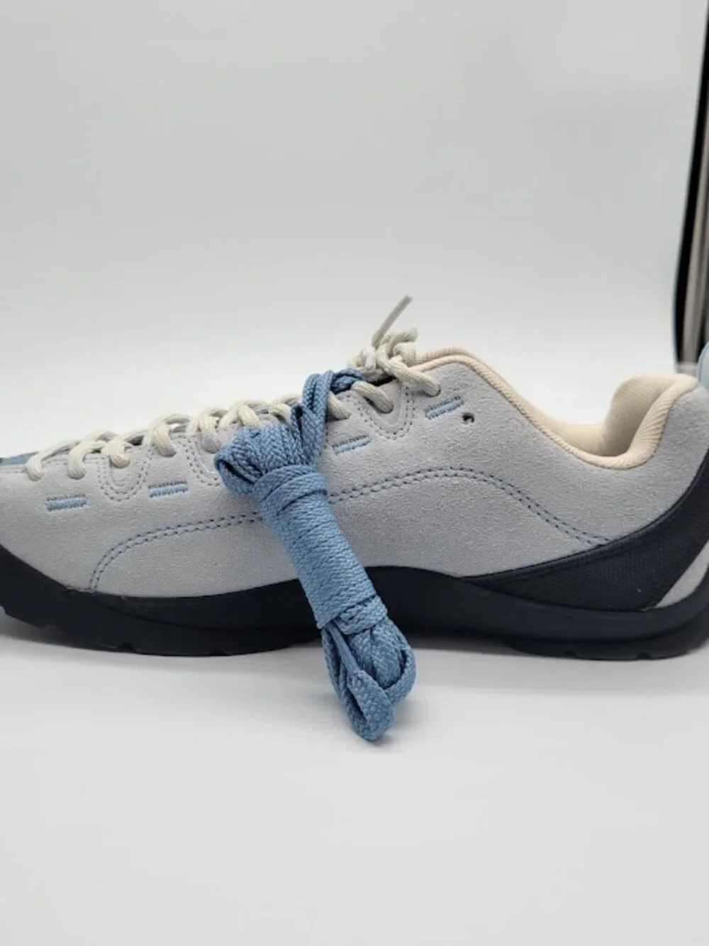 KEEN Jasper Women’s Light Blue Suede Outdoor Sneakers Shoes Size 8 NWOB